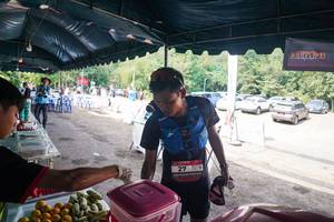 BIB: 
                            <button type="button" onclick="openModal(28156280)" class="btn btn-primary btn-sm float-right btn-popup" data-toggle="modal" data-target=".modal-high-quality">
                        <i class="fas fa-shopping-cart"></i> Add to Cart
                    </button>
                                            <button type="button" onclick="isThisMe(28156280, true)" class="btn btn-success btn-sm float-right btn-popup btn-isme hidden" data-toggle="tooltip" data-placement="bottom" title="นี่คือรูปของคุณใช่ไหม คลิกที่นี่เพื่อเอาเข้าอัลบั้ม">
                        <i class="fas fa-plus"></i> Add to album
                    </button>
                    <button type="button" onclick="isThisMe(28156280, false)" class="btn btn-warning btn-sm float-right btn-popup btn-isnotme hidden">
                        <i class="fas fa-ban"></i> Remove from album
                    </button>